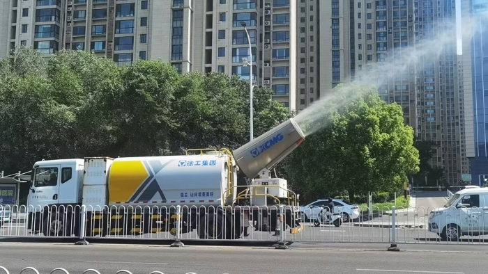 徐工多功能抑塵車，助力家鄉(xiāng)徐州環(huán)境，更“凈”一步！
